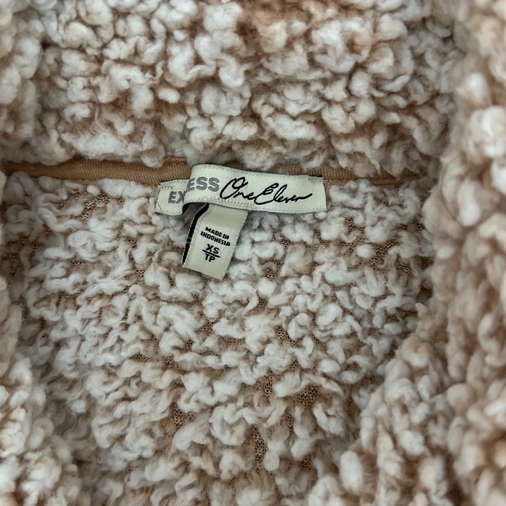 Express Sherpa sweater - Picture 2 of 2